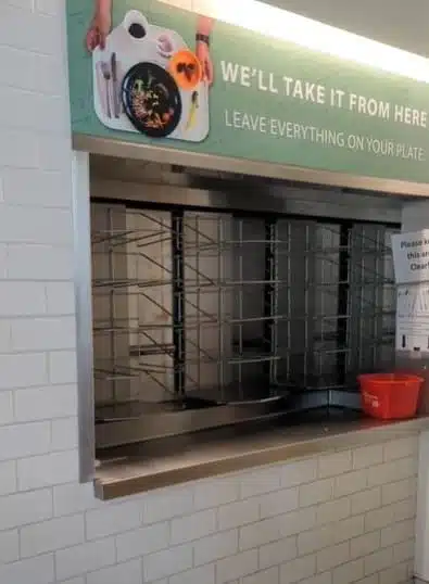 Photo of student view of tray return area in the University fo the Pacific cafeteria